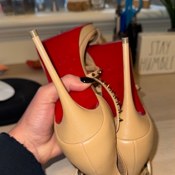 CHRISTIAN LOUBOUTINS |’Choca Lux’ 120mm Platform Leather Sandals in Blush - Picture 12 of 13